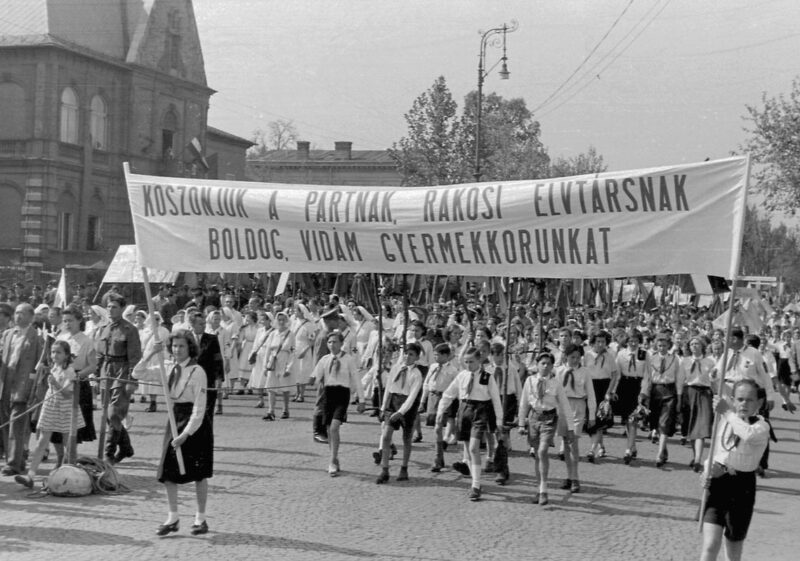 Koszonjuk Rakosi Elvtarsnak